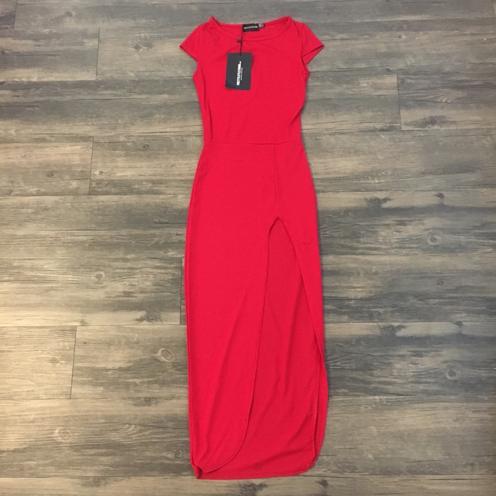 😍4 for $25 SALE PrettyLittleThing Red Midi Dress